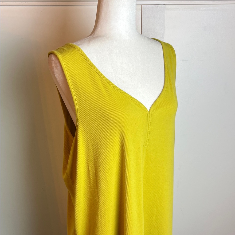 Chartreuse Yellow Sleeveless Women's Top - Picture 2 of 8